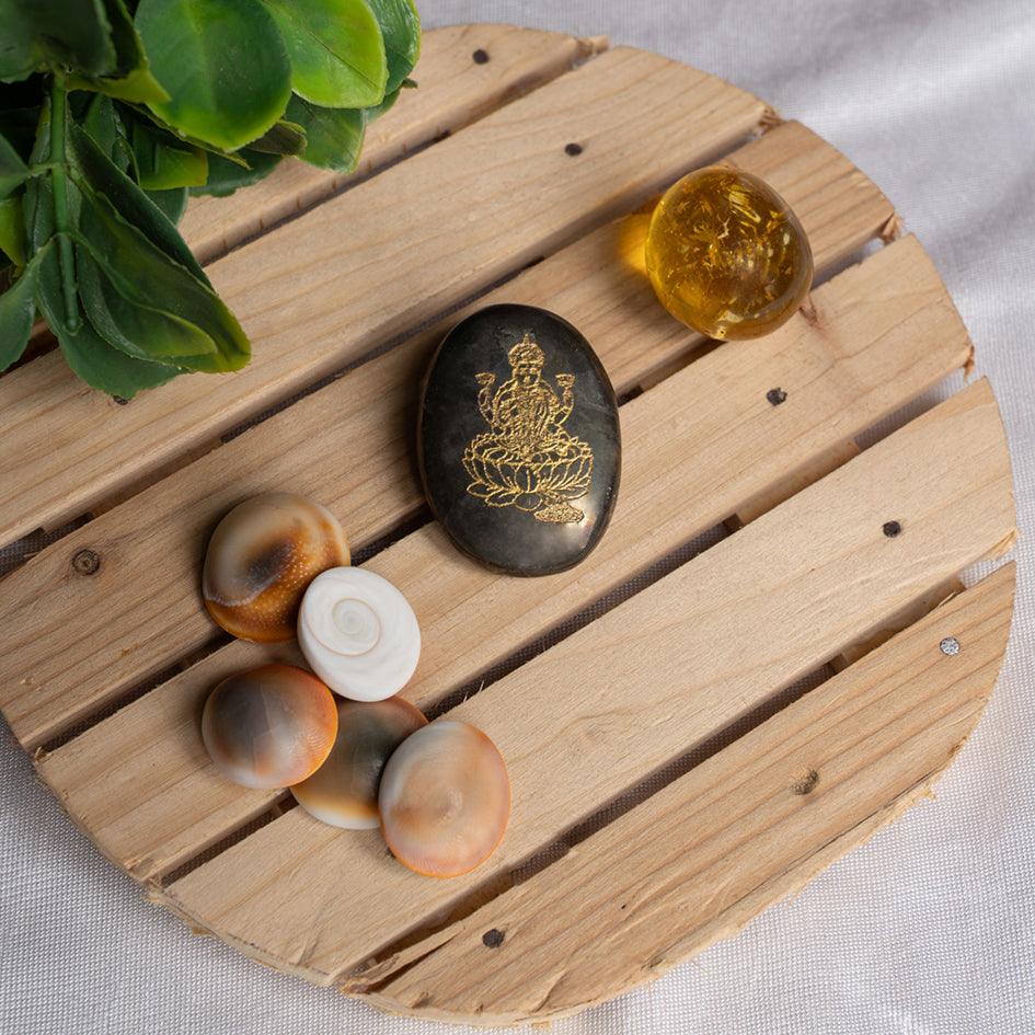 Citrine, Pyrite Crystal Tumbles & Gomti Chakra